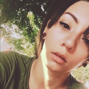 Meet your Posher, Shannon